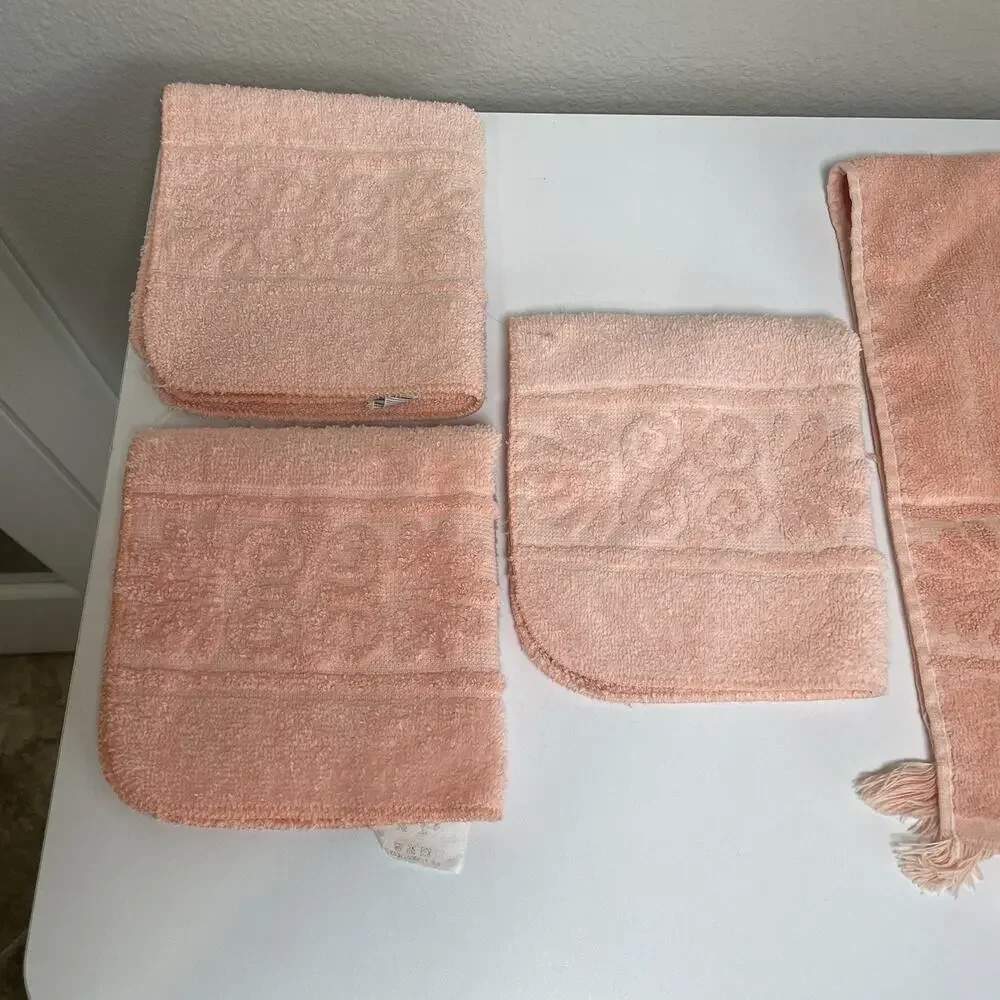 VTG CANNON MONTICELLO SANTA CRUZ 1 Hand Towel 3 Washcloth Fringe Peach